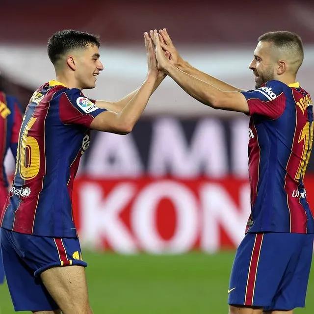 盖了帽儿了，“老Baby”