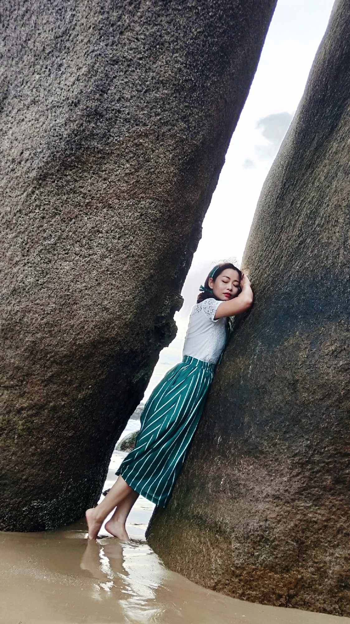 天涯海角就两块石头,天涯海角石头值不值