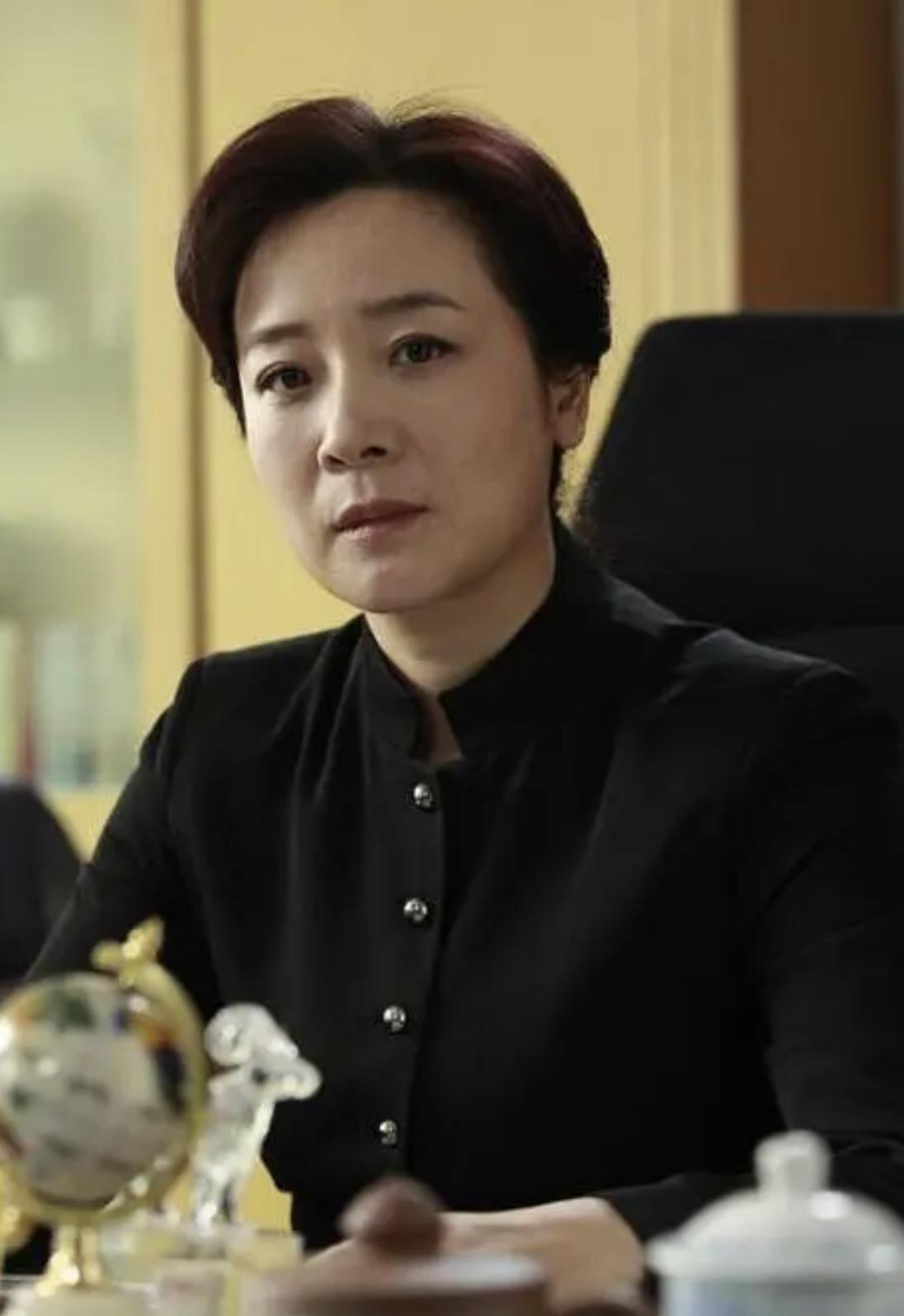 陈小艺有过几次恋情,陈小艺个人资料简介及老公