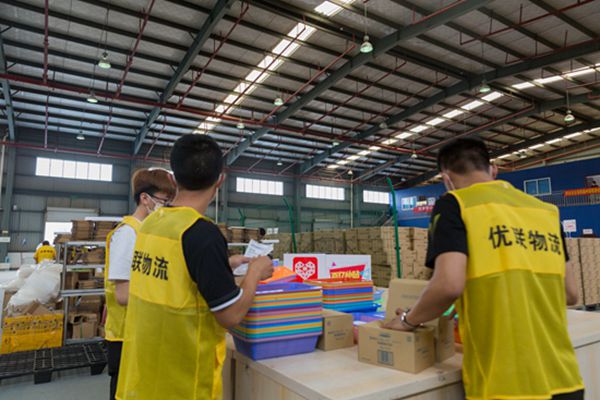 拼多多上的化妆品为啥这么便宜啊,如何在拼多多买化妆品不踩雷