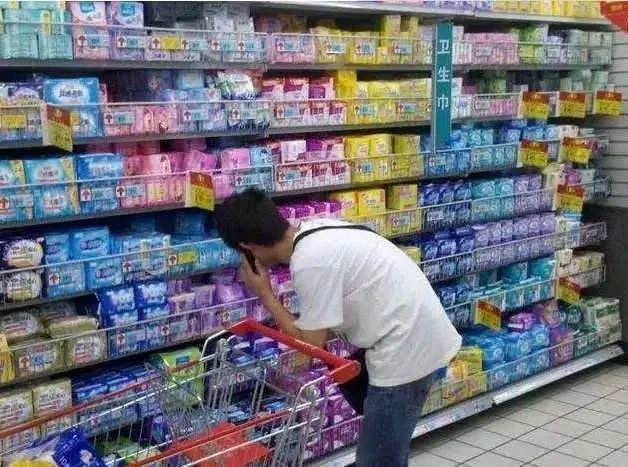 男朋友怎样给女朋友选卫生巾,如何优雅地给女友买卫生巾