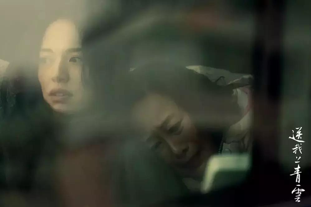 姚晨突然在微博大尺度谈“性”上热搜，背后的真正原因让人感慨