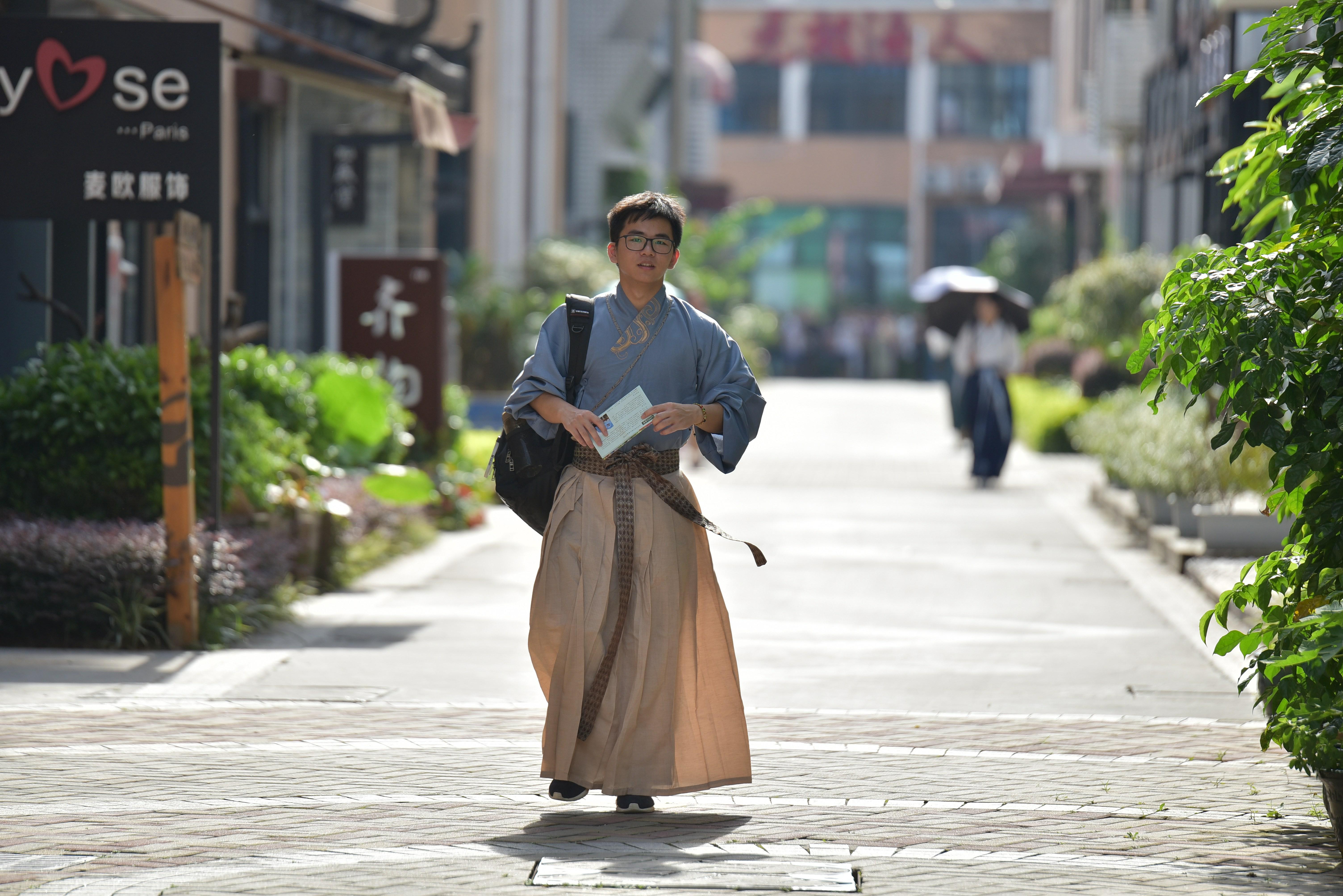 华夏有衣汉服有礼,华夏有衣完整版朗读