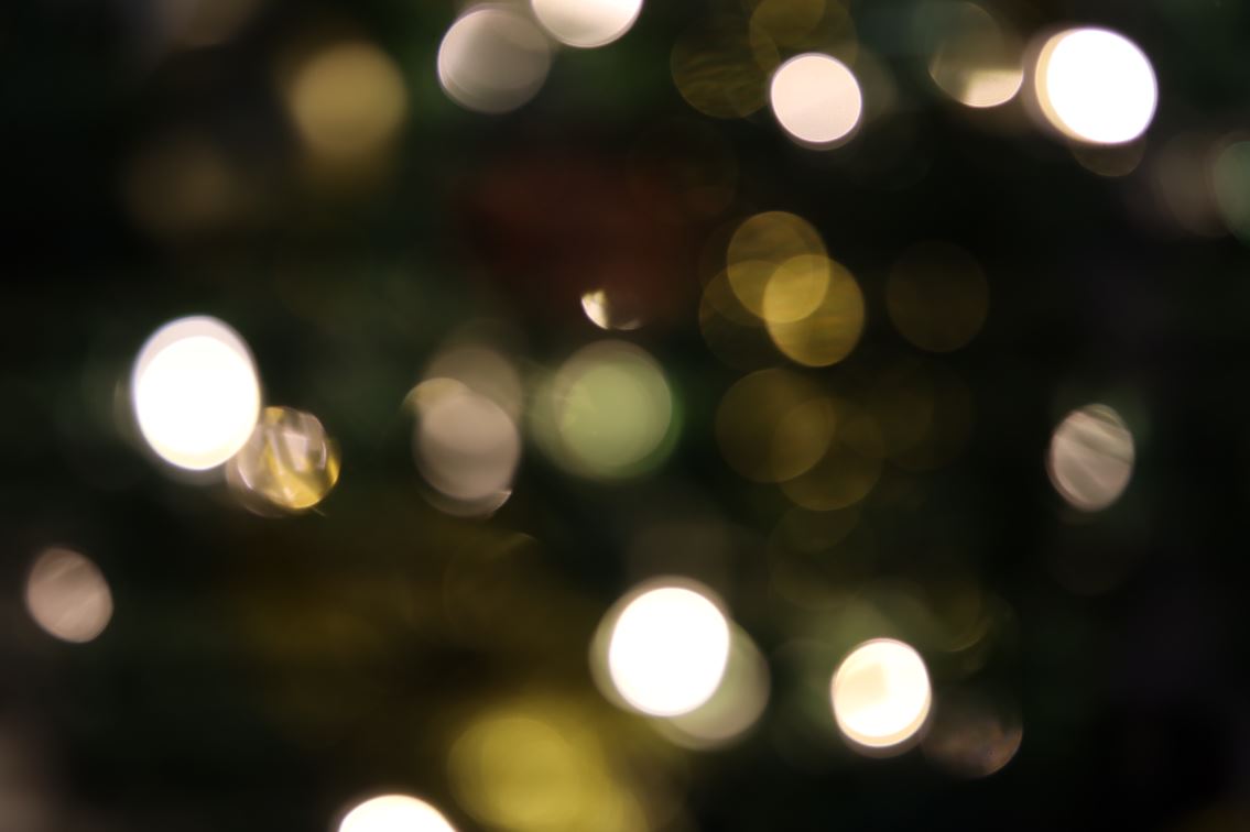 长焦镜头怎么放大缩小,rf70-200f2.8镜头测评