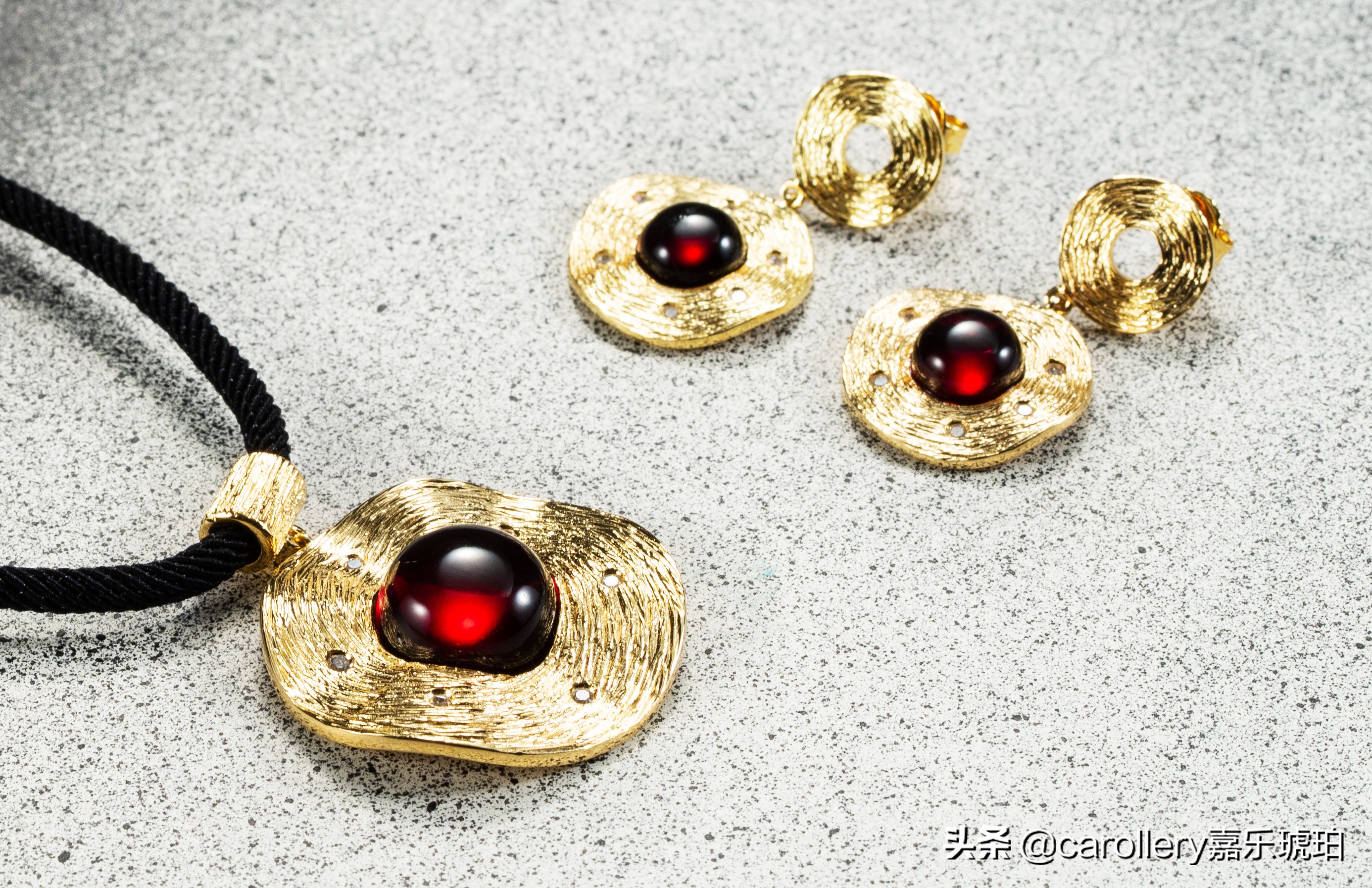 如何辨别琥珀的好与坏,如何辨别琥珀木的真假