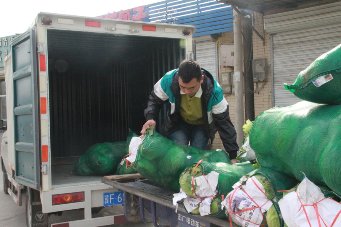 邢凡说：福田祥菱V1挺好用于超市配送很满意