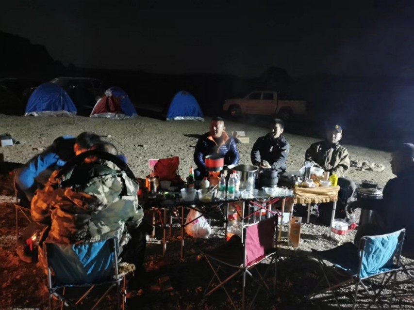 一边旅游一边做点什么生意好,一边旅游还一边挣钱