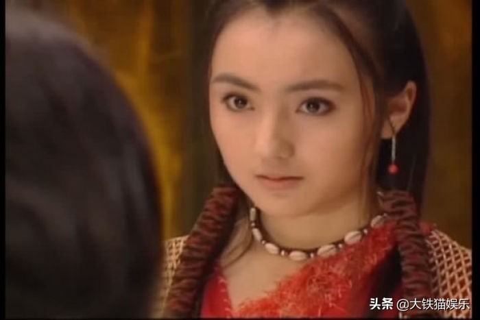 10对撞名的女星,同名不同命,有人公开互撕,有人无辜被“连坐”