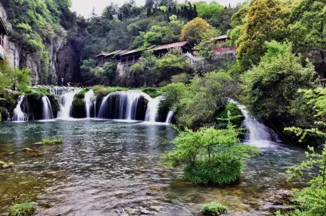 多彩贵州酱香经典,多彩贵州美酒53度酱香