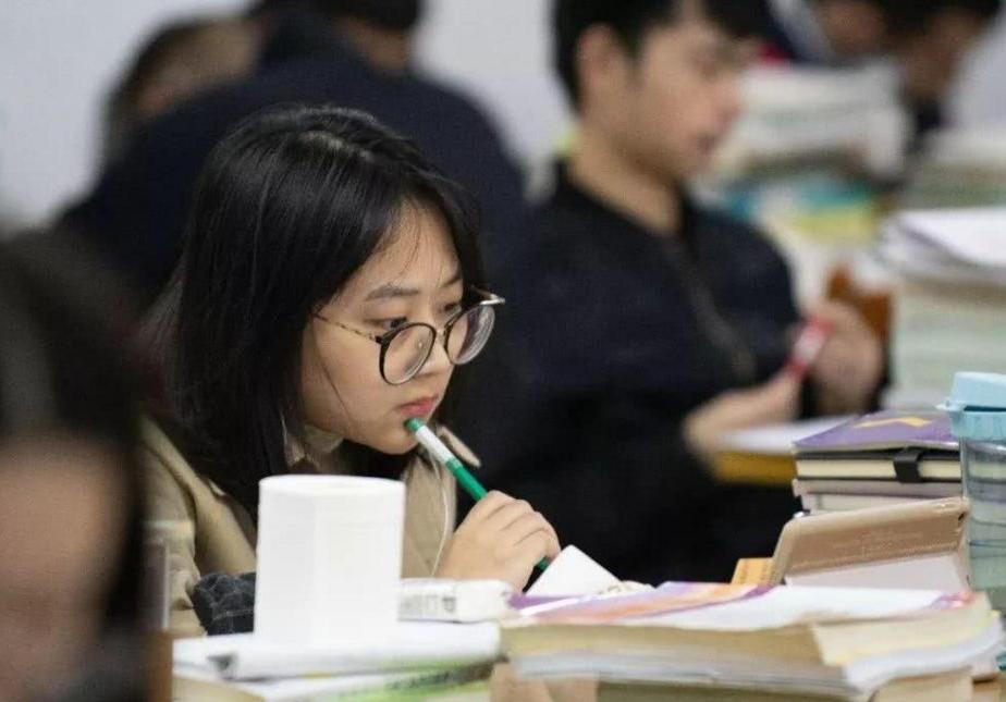 高考志愿就业前景比较好的专业,高考报考志愿就业前景较好的专业