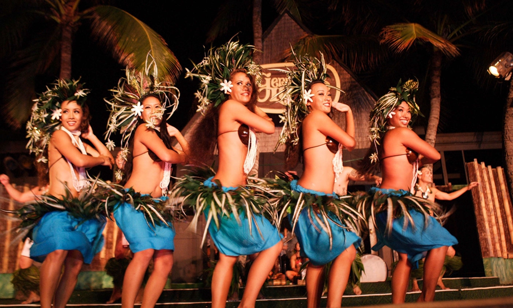 寻找侏罗纪世界中的火山岛，和“驯龙高手”一起拯救史前小短手！