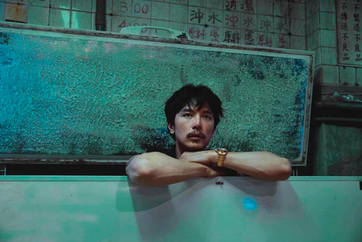 邱泽身价多少亿,邱泽资料及照片