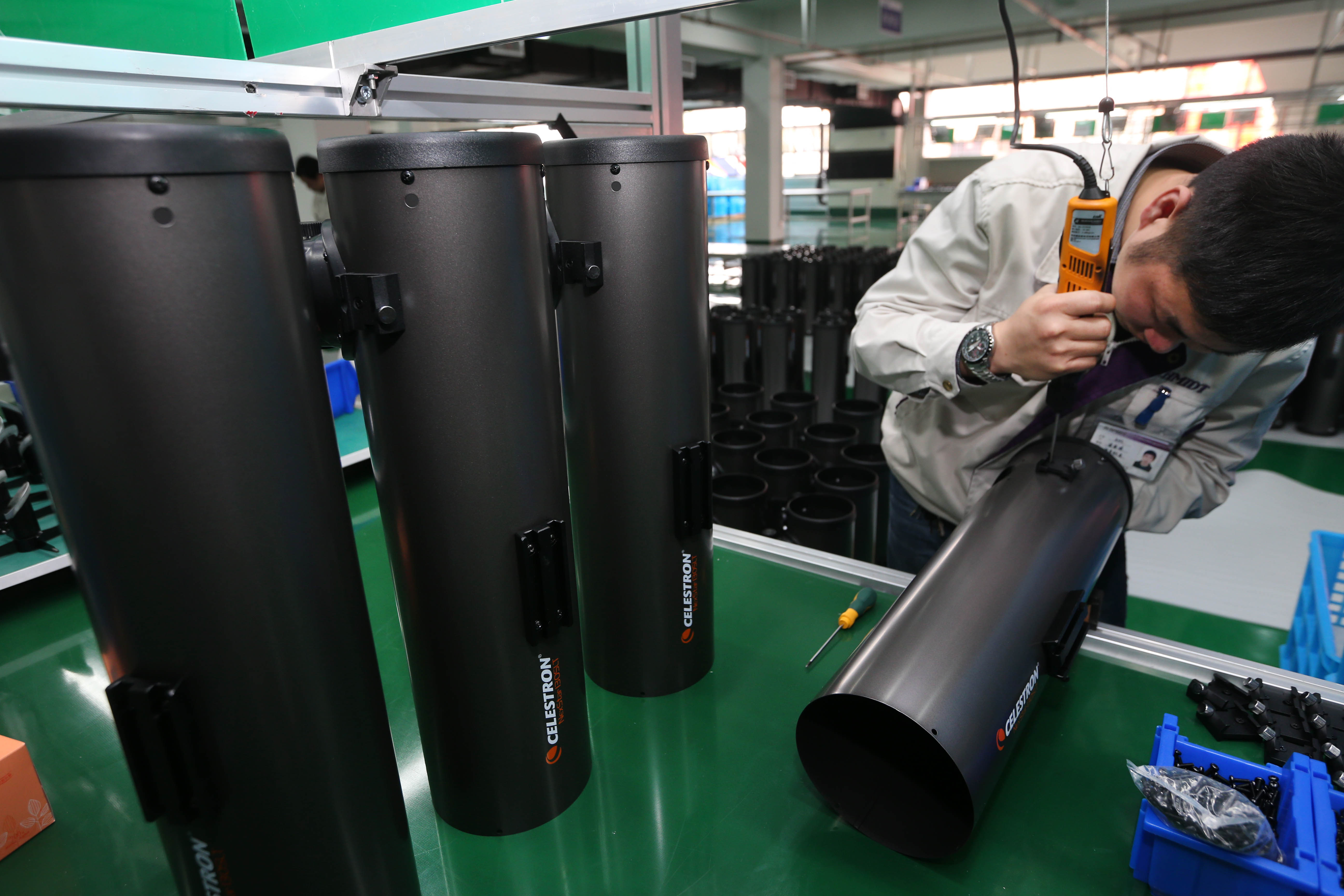 最早的天文望远镜厂家,世界十大望远镜公司