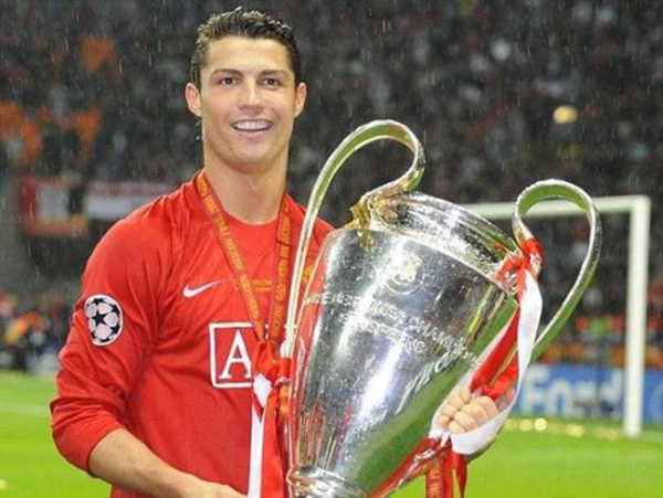 足坛绝代双骄梅西c罗,足坛c罗十大奇迹之战