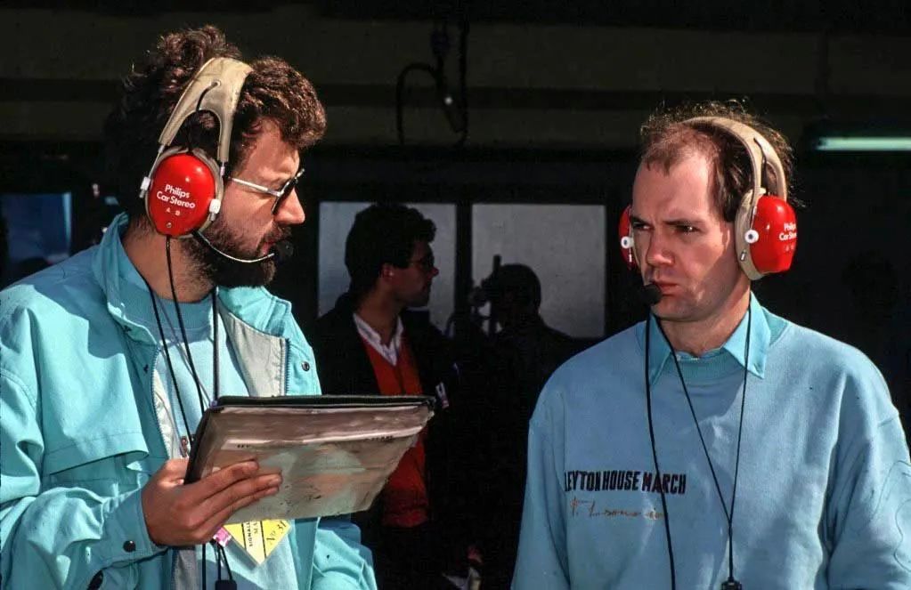 奔驰s八个黑科技,奔驰s有些什么黑科技