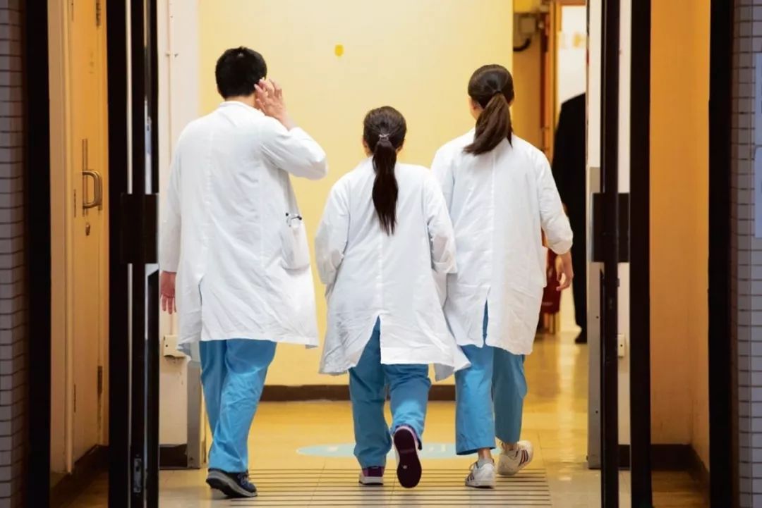 今天香港的这六组数据，令人不甚唏嘘