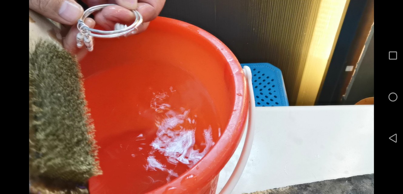 变黑的银饰如何重焕光泽,怎么在家让银饰变得亮白