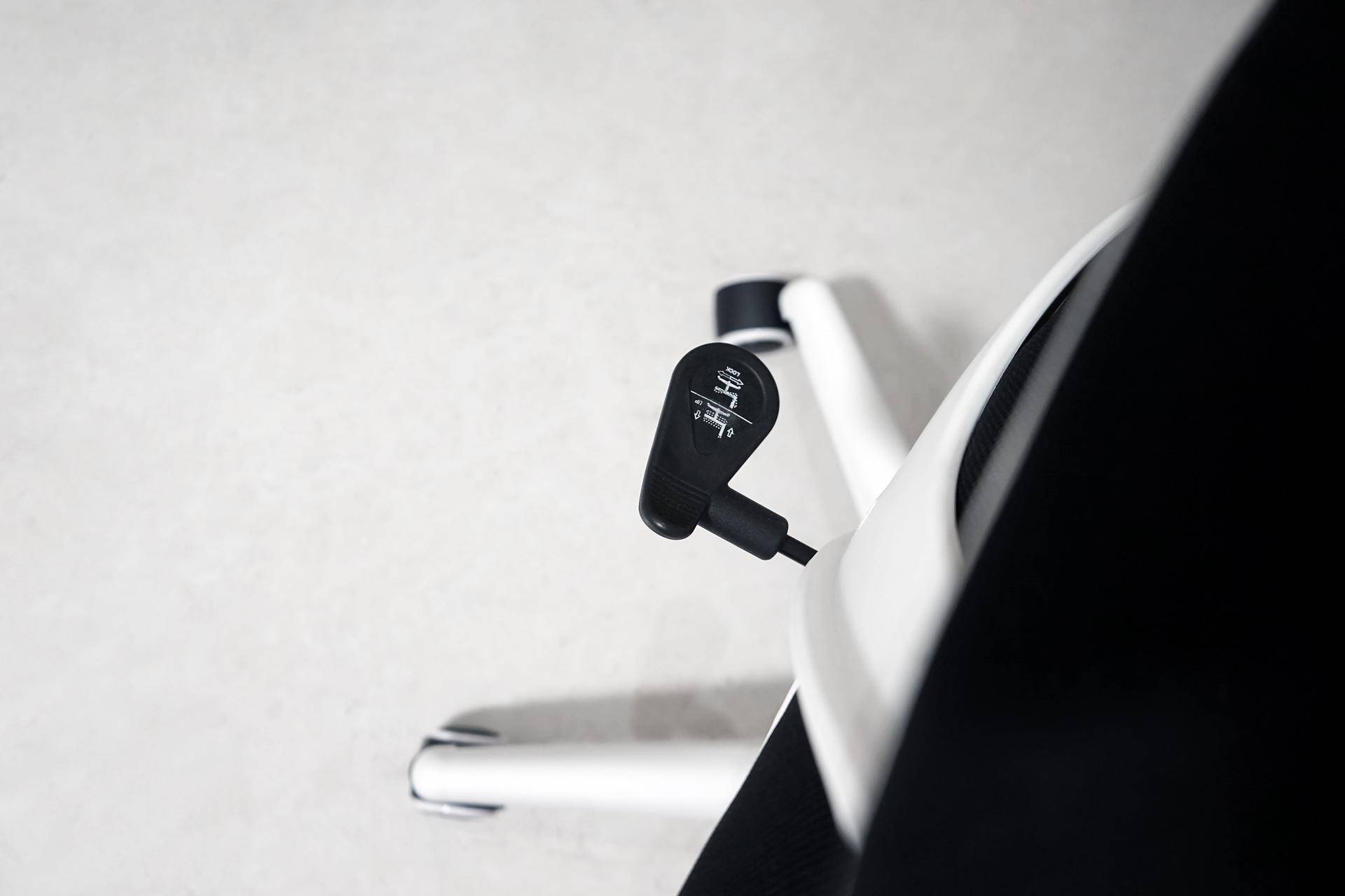 复古风高级设计椅子,设计感十足的单人椅子