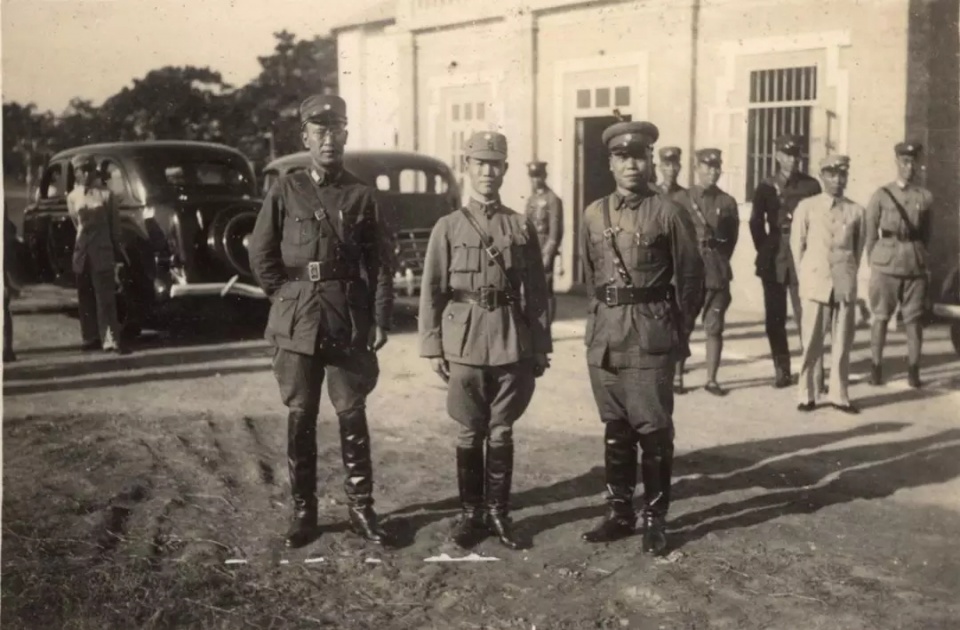 红军与南天王对话,红军与国民党为什么打仗