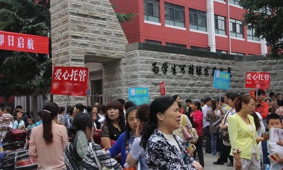 90后小饭桌回忆,80年代的饭桌