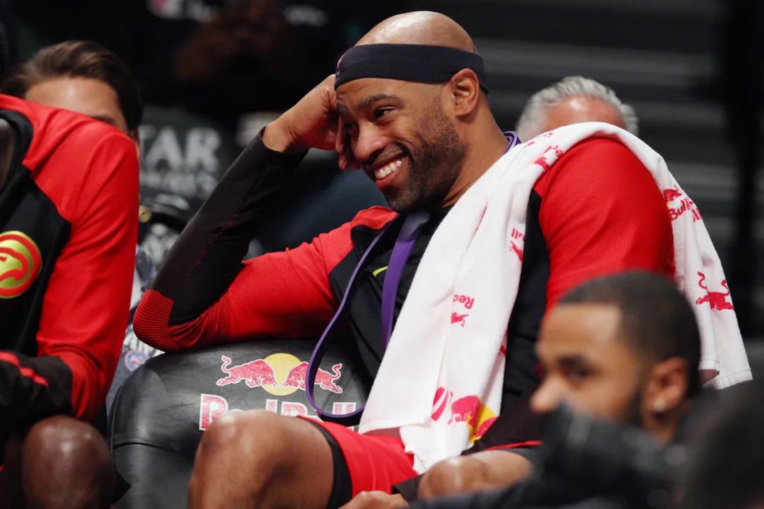 第22个赛季致敬文斯卡特,20122013赛季的文斯卡特表现怎么样