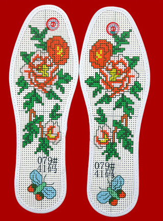 小小绣花鞋垫,一对绣花鞋垫