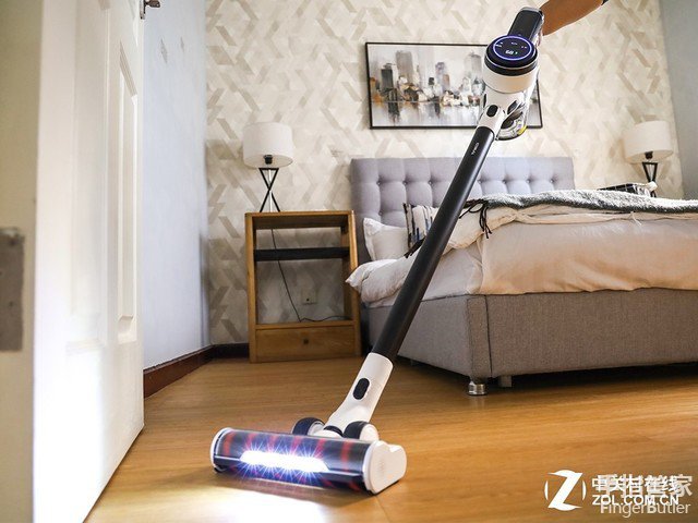 吸尘器买老款戴森还是高端国产,对标戴森的国产吸尘器