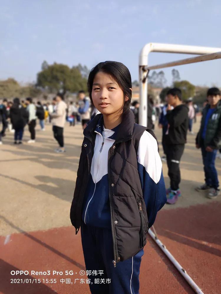 九三班成绩表,中二班新生评语