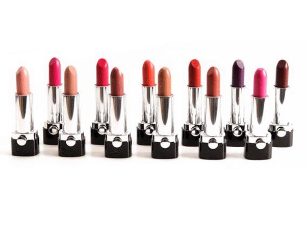 众男星演绎2018秋冬口红大势！