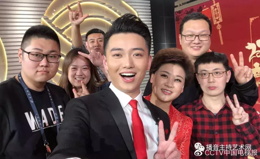 黄凯山东卫视新闻联播,黄凯新闻