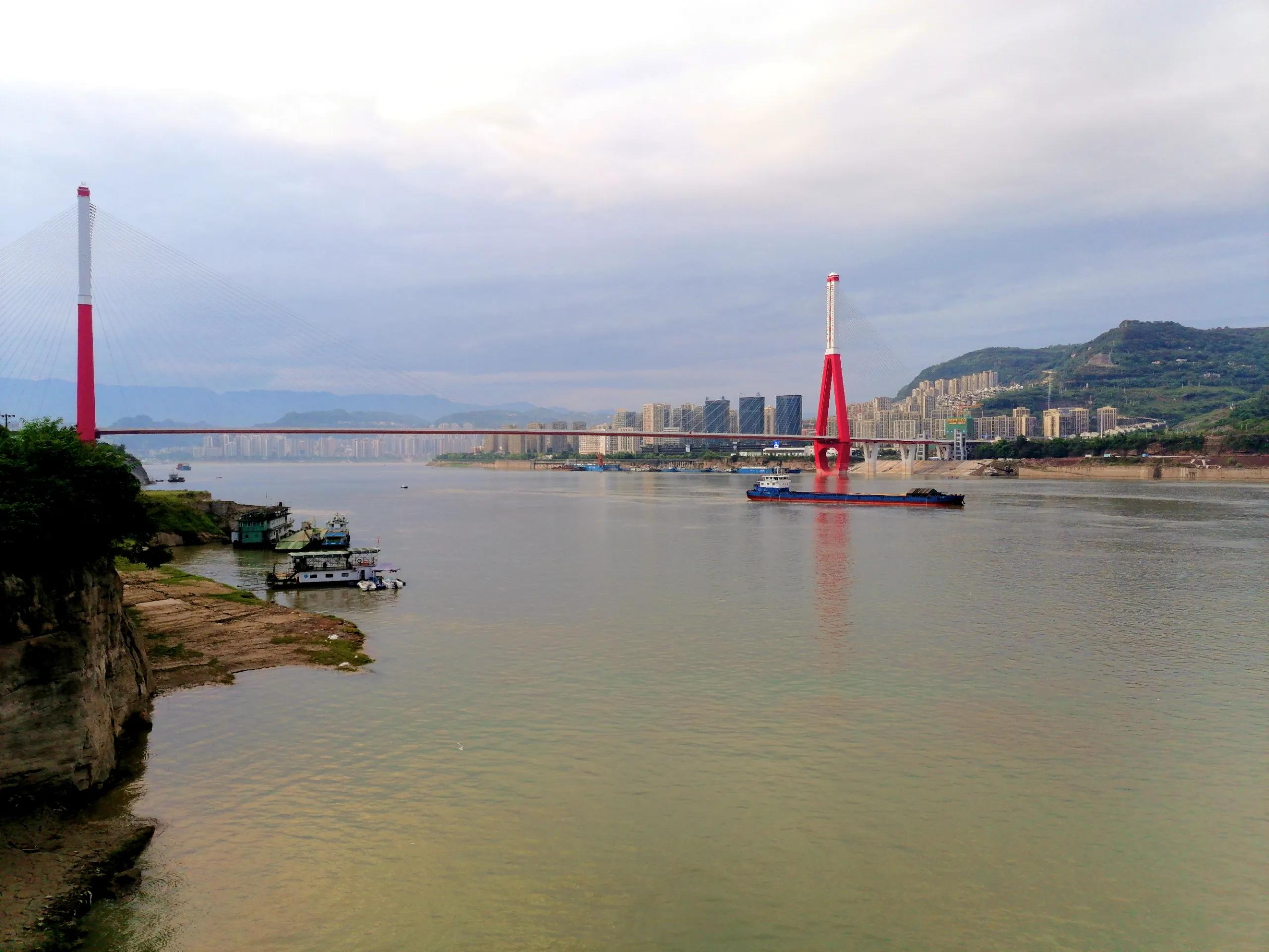 万州在重庆的实力如何?是最强吗?感觉很厉害的样子!