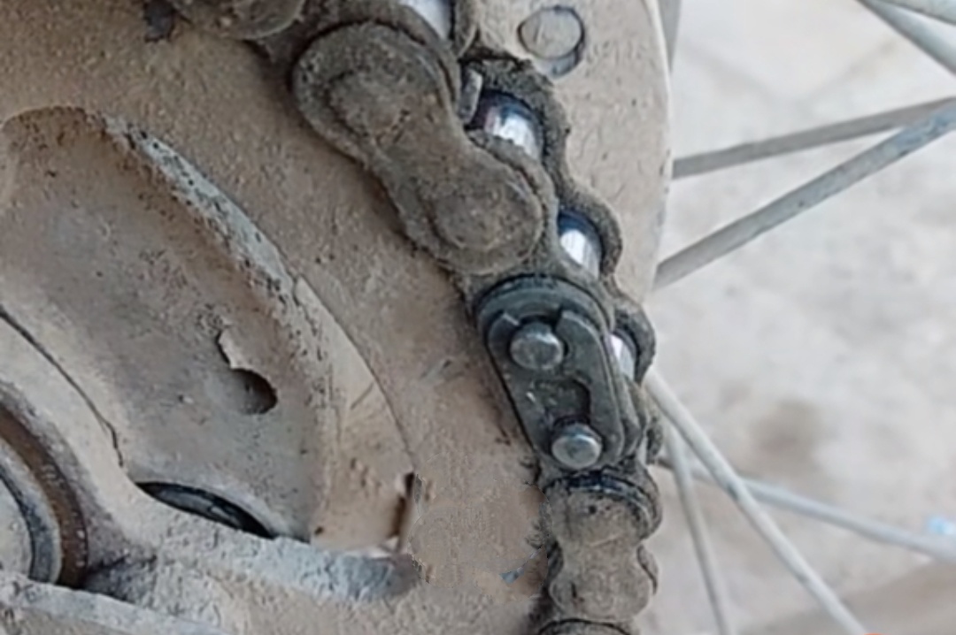 踏板摩托车易损件多久更换,摩托车常坏配件是哪些