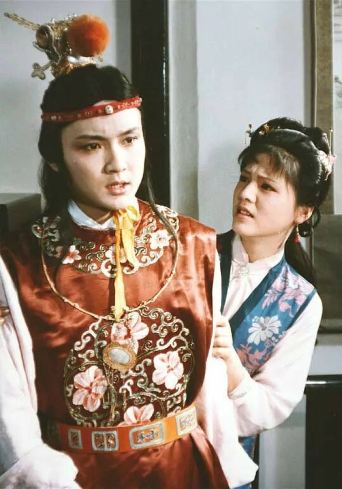 红楼梦中晴雯形象与悲剧命运解读,晴雯之死浅析曹雪芹的悲剧观