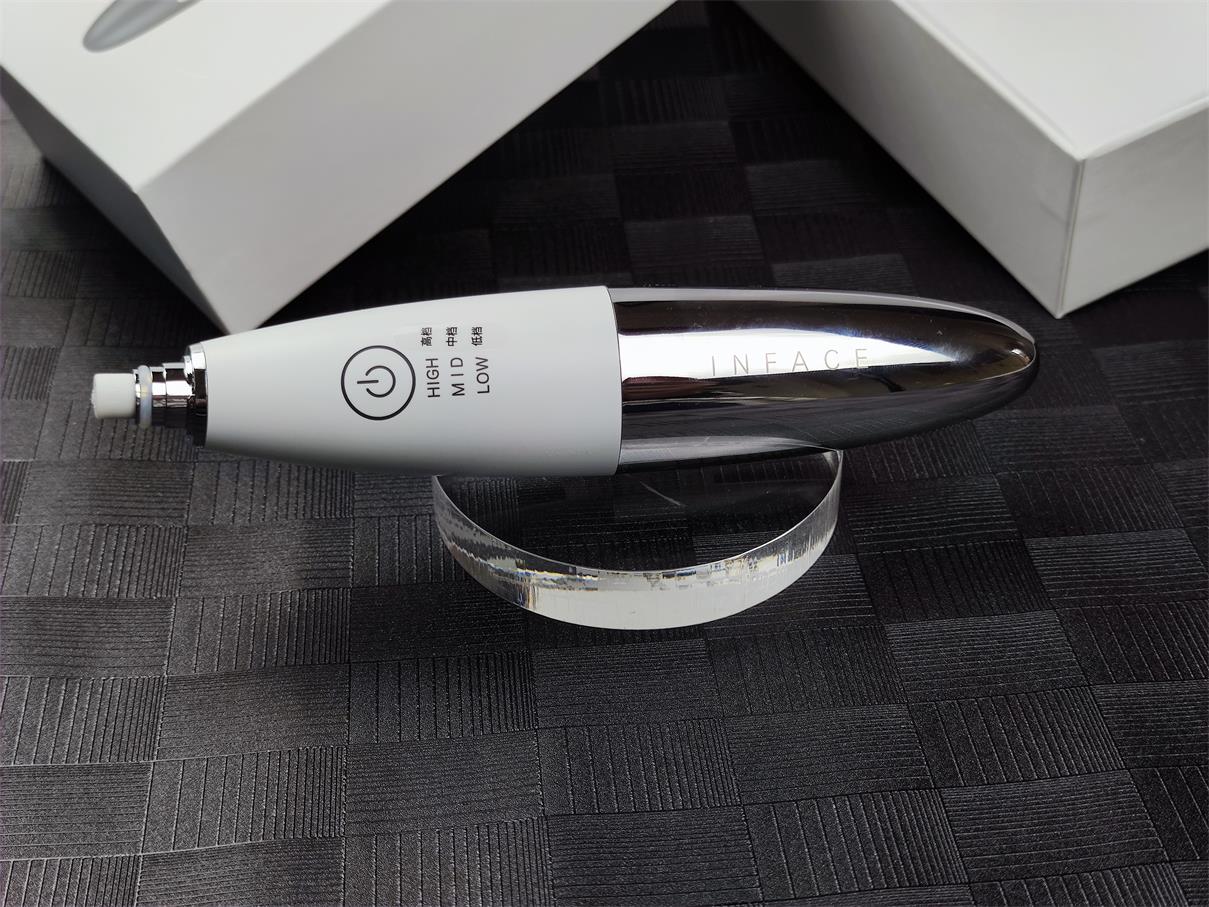 inface黑头仪好用吗,拒绝油腻大叔