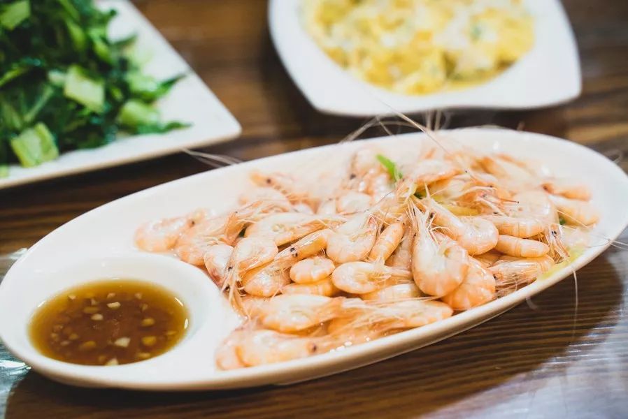 为了吃美食去外地,为了吃儿时的味道跑到一个地方