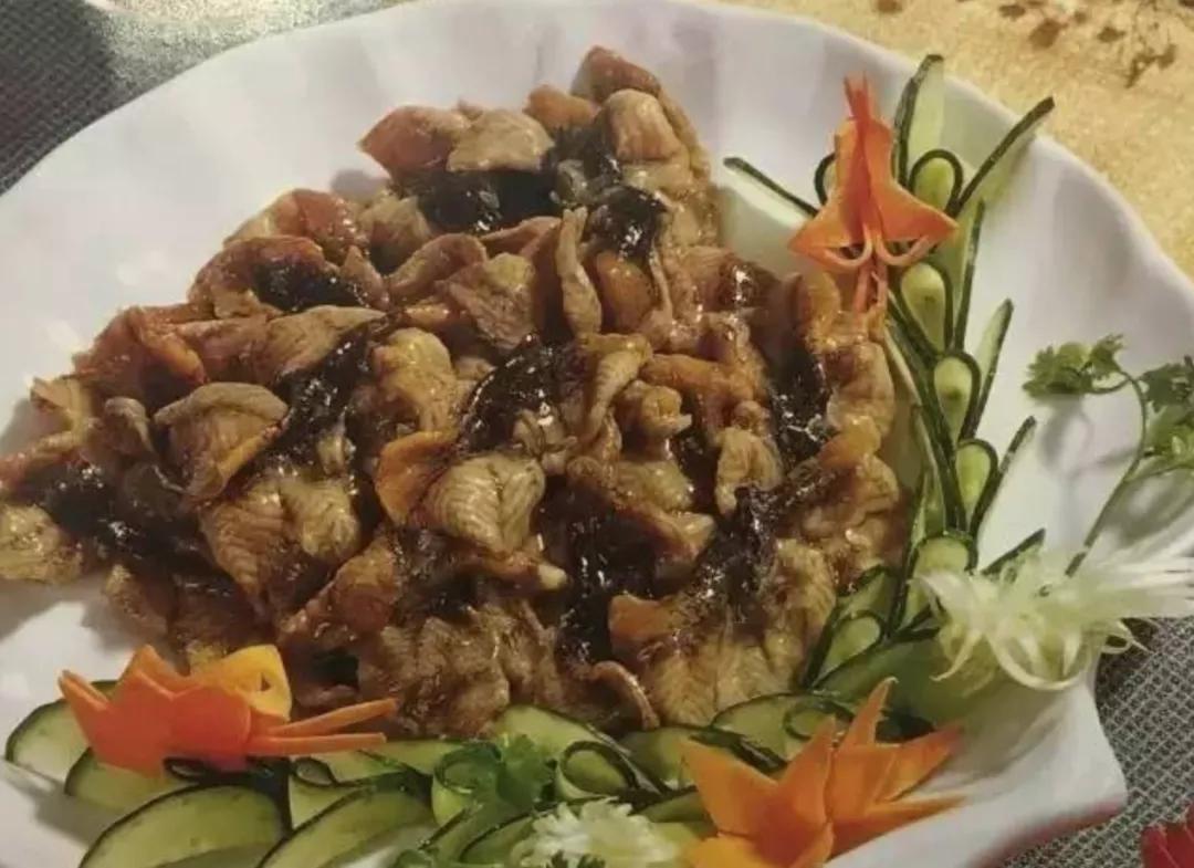 黄鳝，淡水水族中的小角色，凭什么成了直播时代的网红