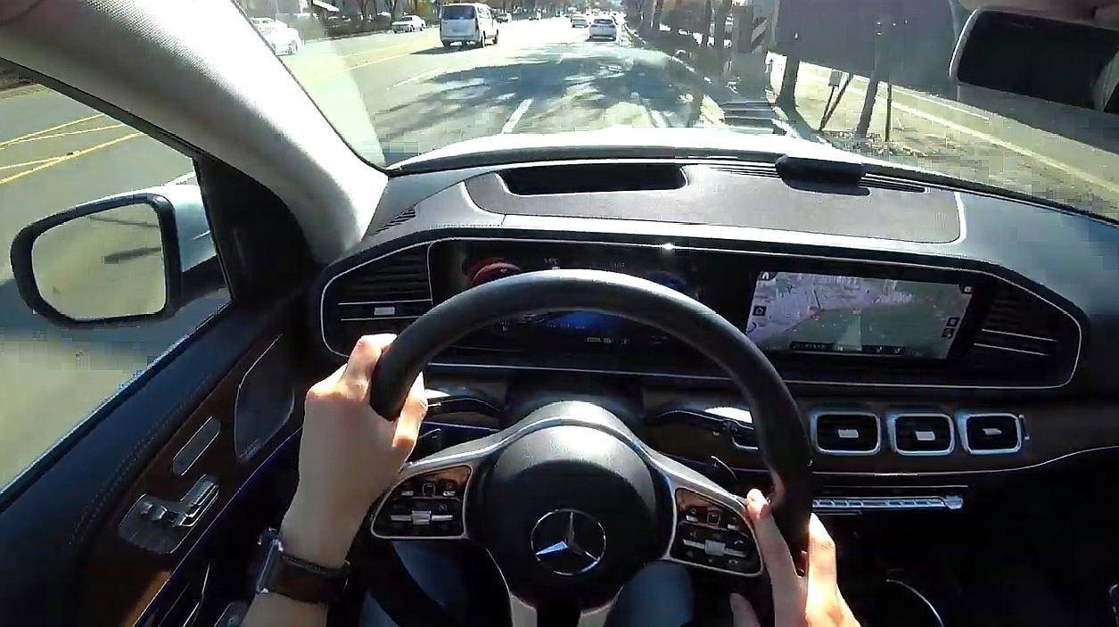 夏天开车阳光太强怎么办,夏季开车阳光刺眼