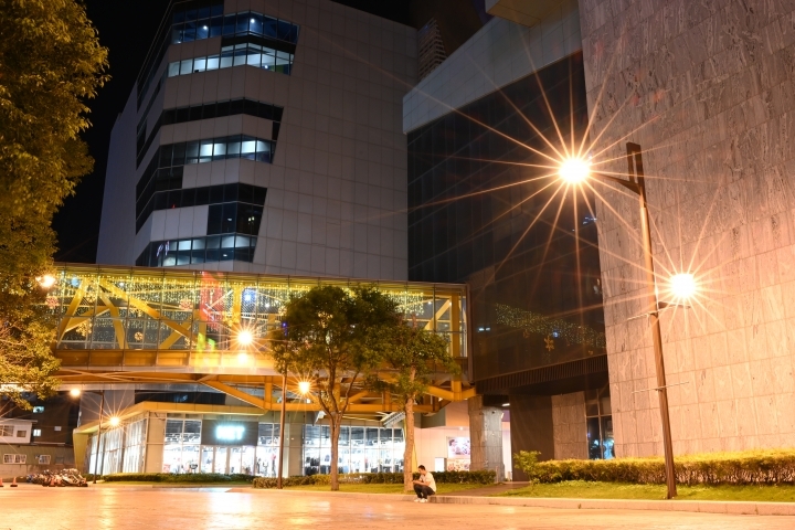 尼康z851.8拍风景怎么样,尼康z35mmf1.8值得购买吗