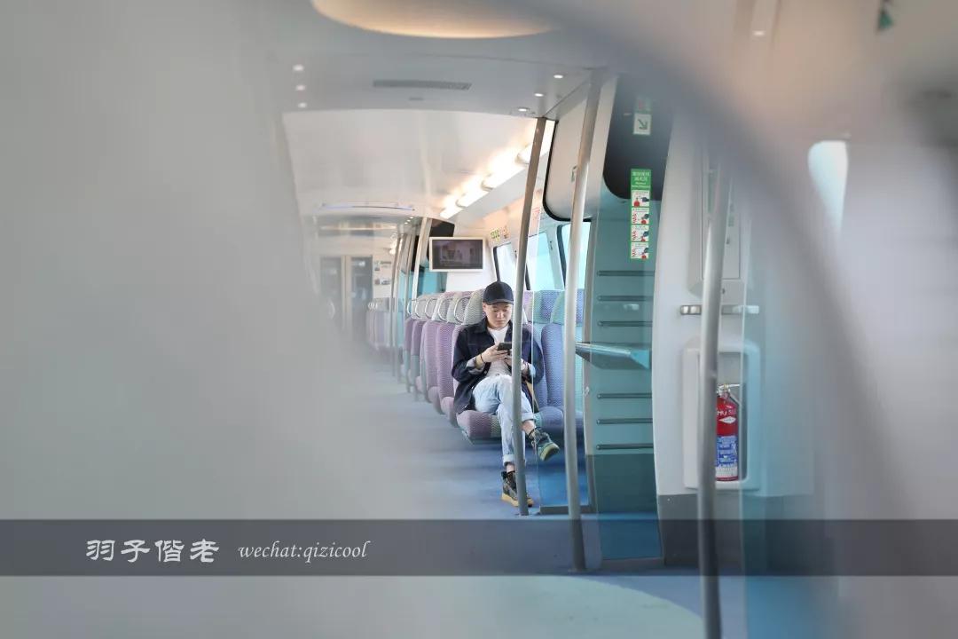 香港机场的回忆 (在香港机场旅行)