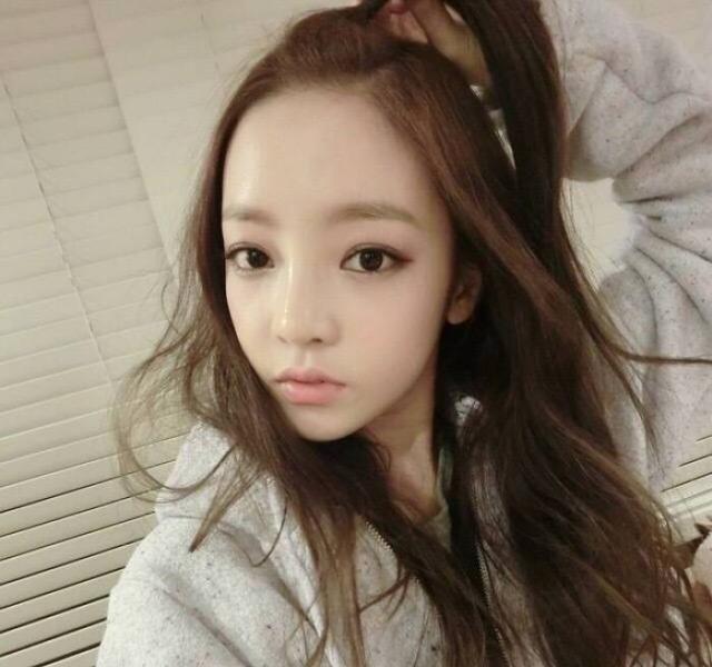 悲惨的具荷拉：28岁受辱自杀，20万人替她伸冤，后来怎样