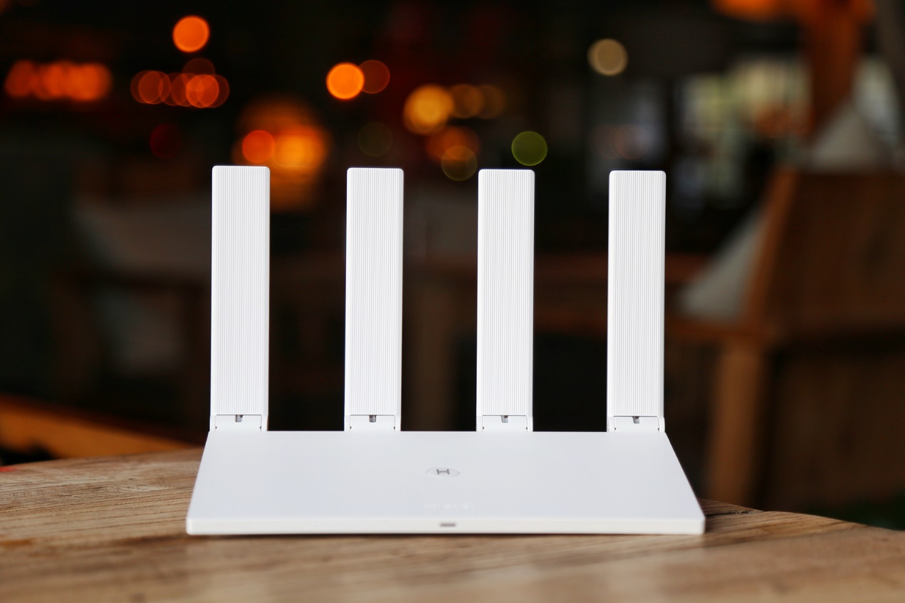 路由器双千兆和全千兆哪个好,华为和tplink的千兆路由器哪个好