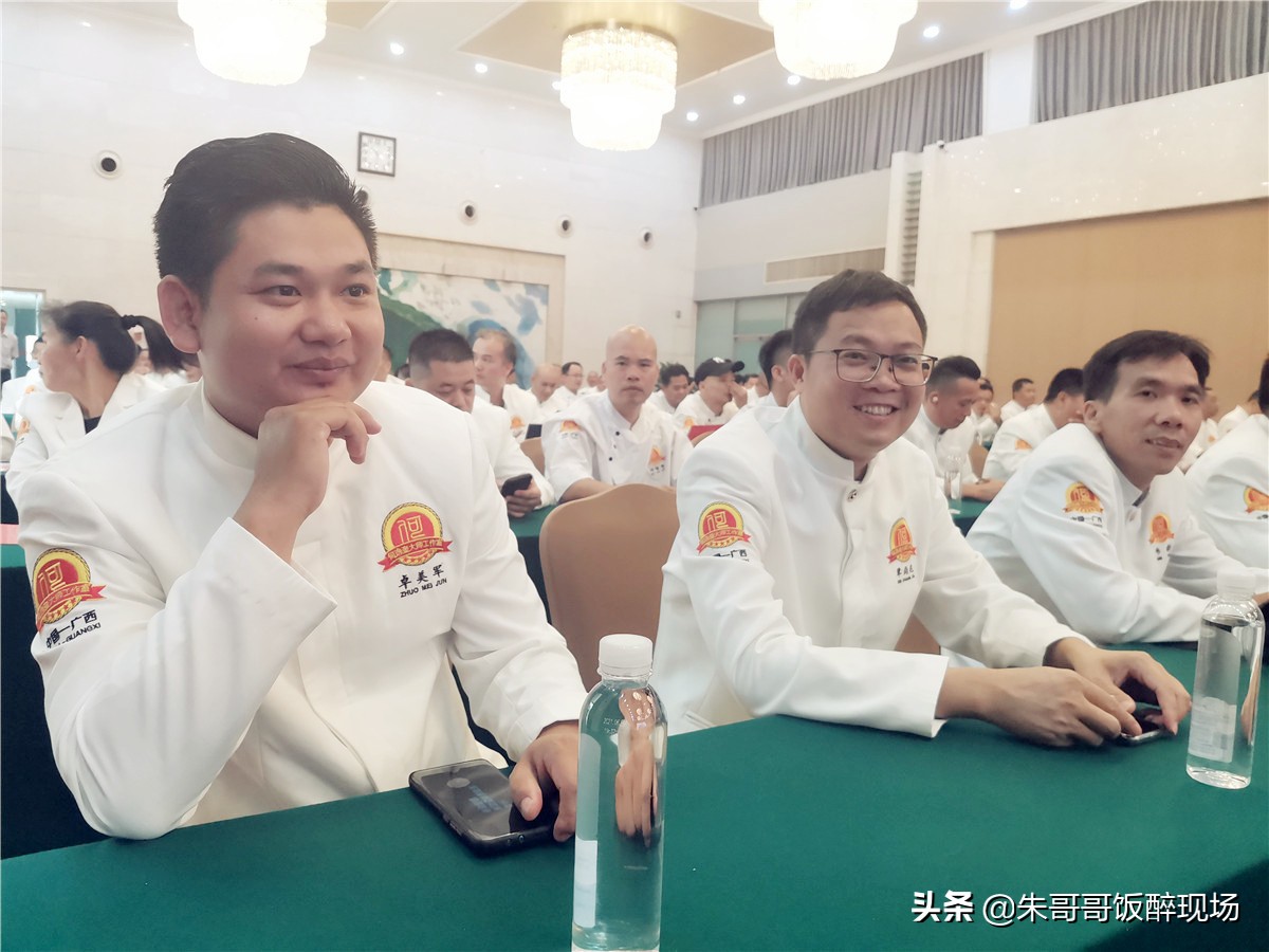 何逸奎大师,华南烹饪技术学校何逸奎