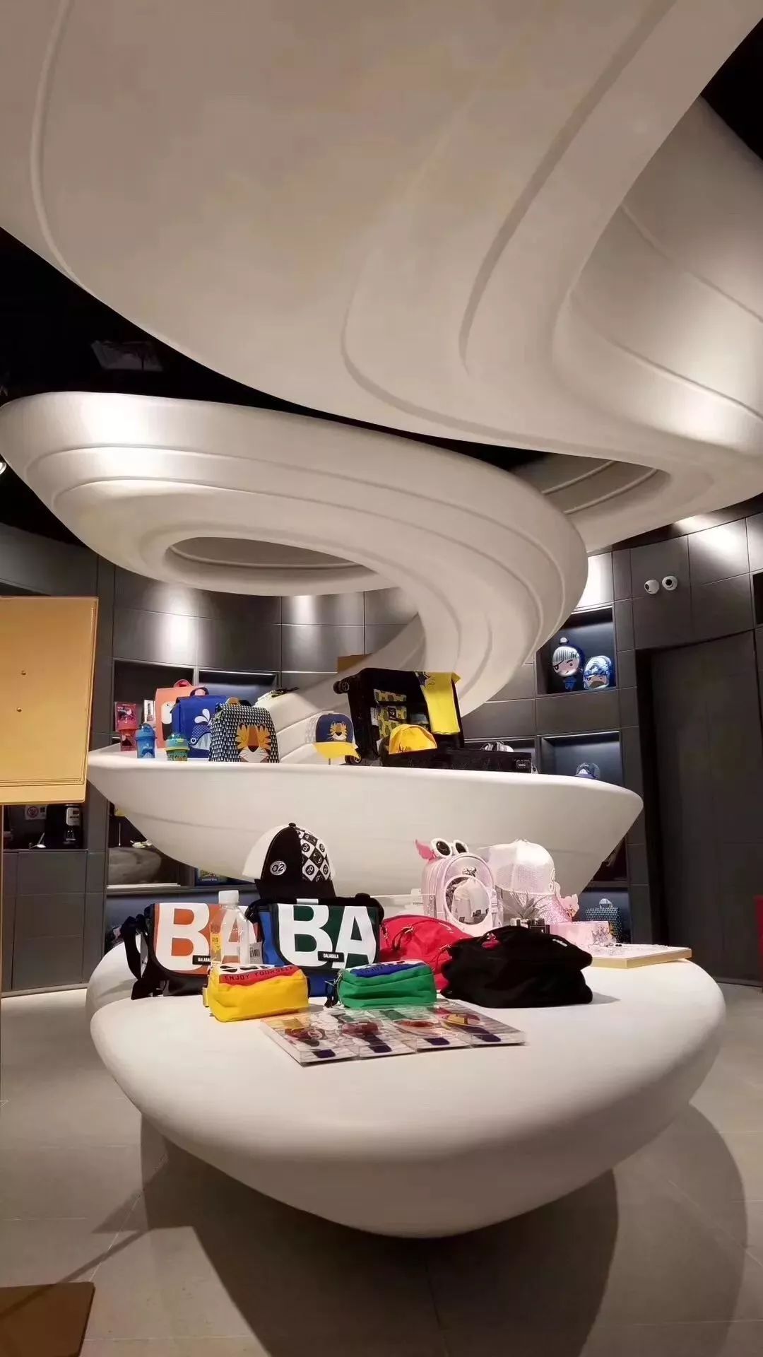 巴拉巴拉2012全年营业额,巴拉巴拉销量