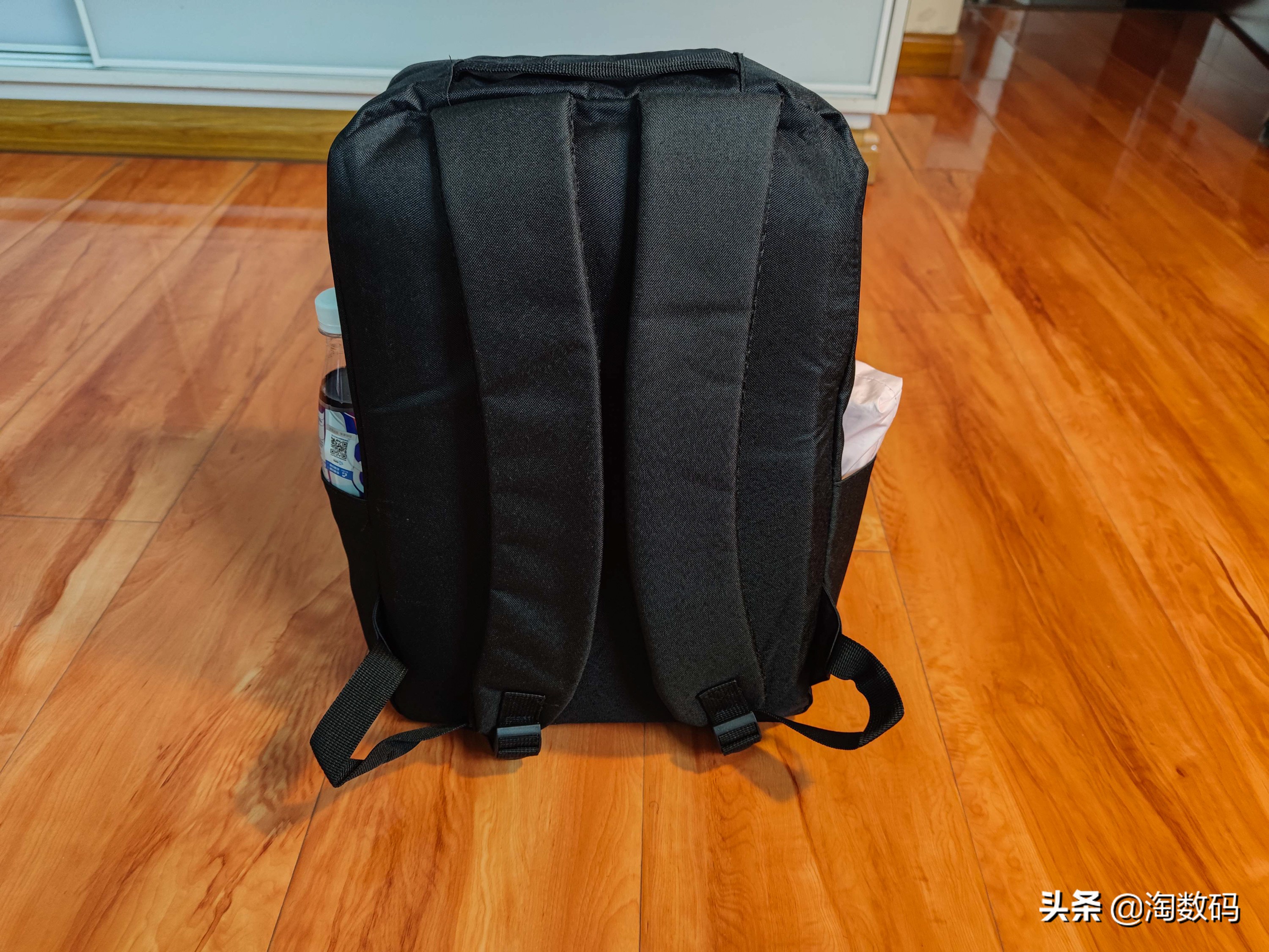 9块9双肩包装载力天花板？廉价国货通勤背包实用性检测+晒单简评