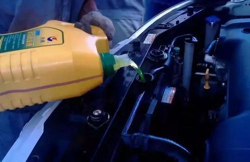 防冻液多久换一次10w公里,防冻液换一次需要多久