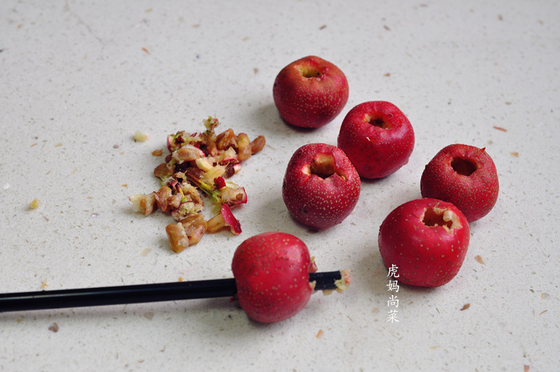 山楂怎么选不酸,什么品种的山楂最酸甜好吃