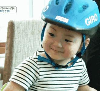 表情包男孩民国长大了,表情包小男孩宋民国素材