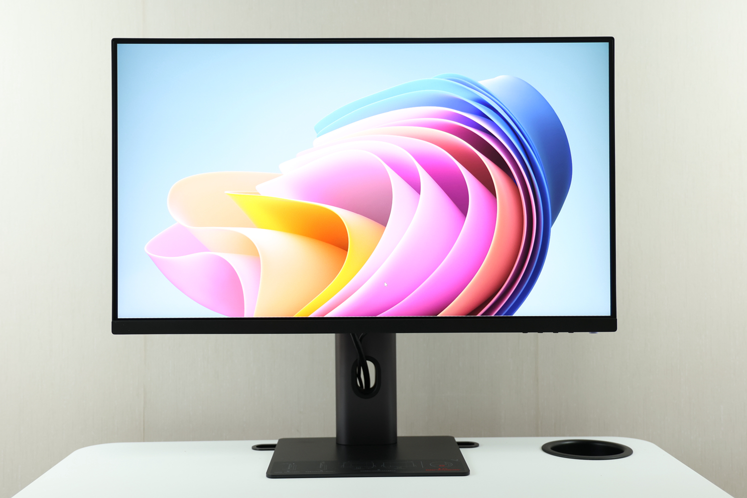 年轻人的第一台240hz电竞神器——小米最新款24.5寸显示器评测