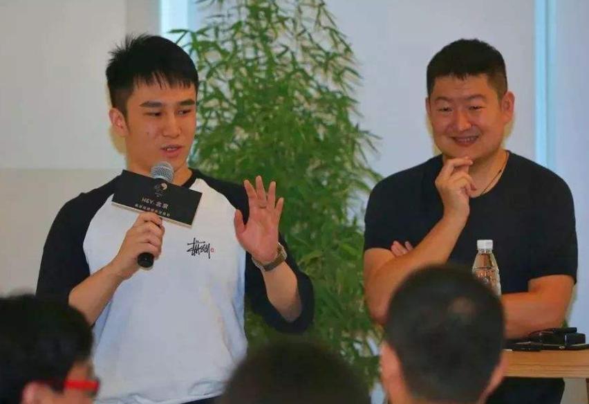 90后小伙卖奶茶创业身价过亿,一个正在创业的90后