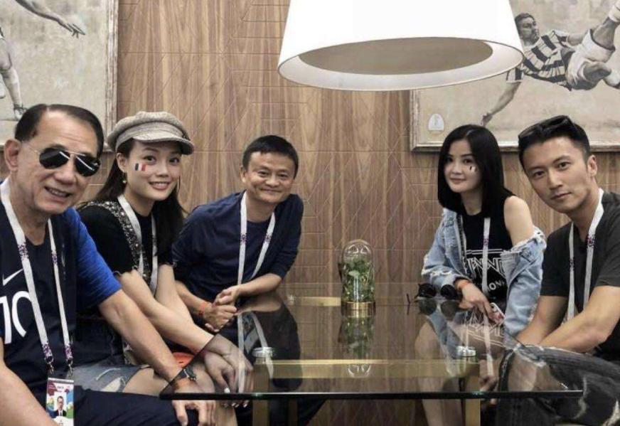 香港最牛车牌紫荆花,香港最牛车牌